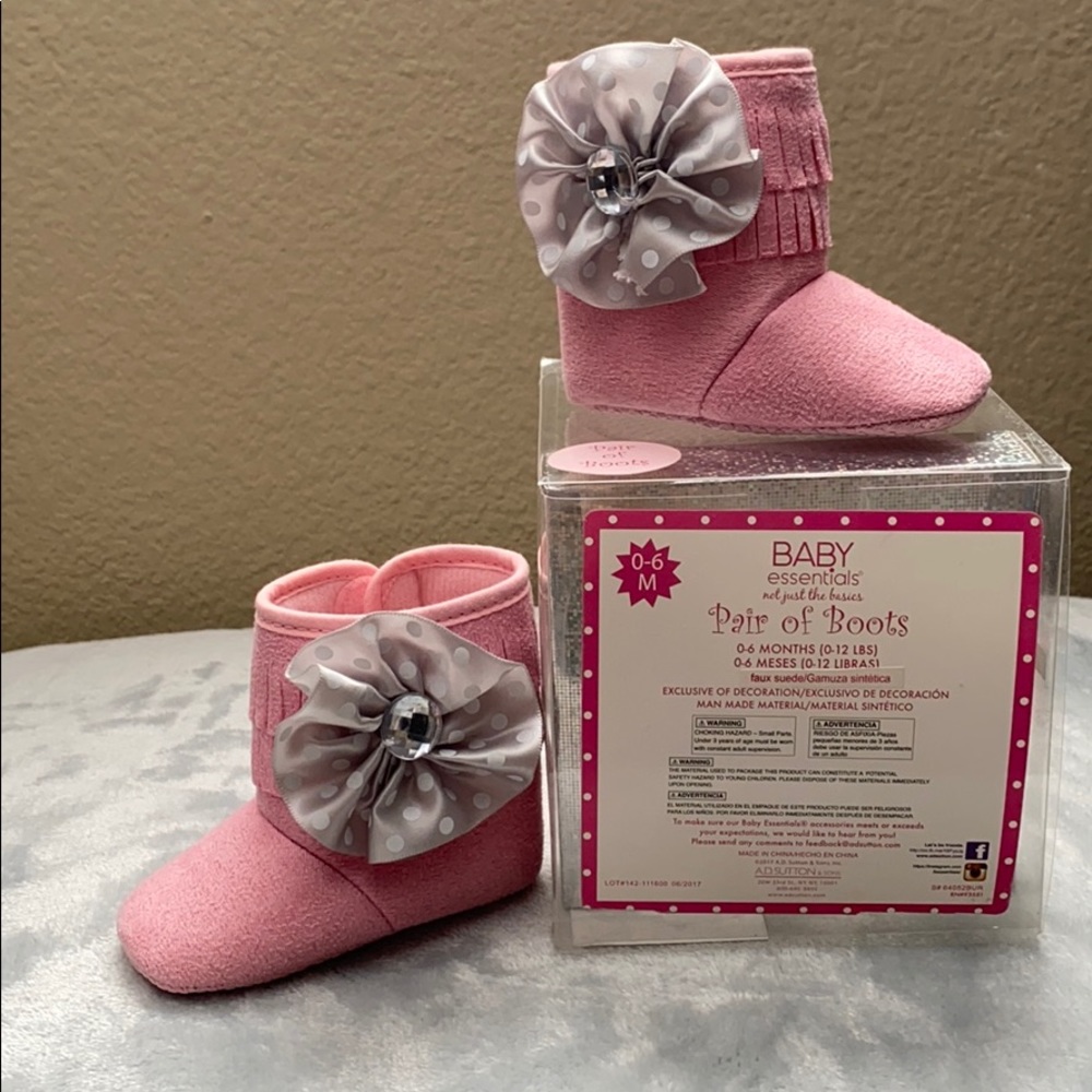 👶 baby girl boots.